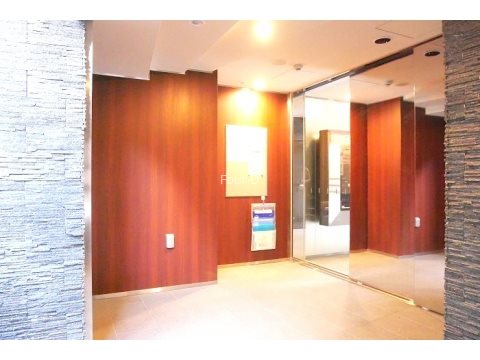 ＧＥＮＯＶＩＡ新御徒町ｓｋｙｇａｒｄｅｎ ロビー