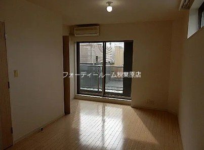 シティカレント大手町 リビング