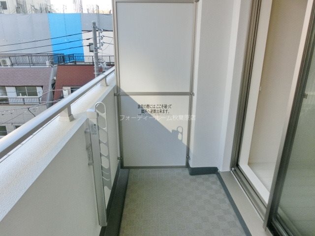 パークアクシス上野三丁目  ベランダ