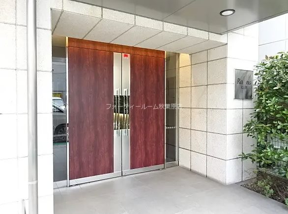 ラヴィーナ北上野 エントランス