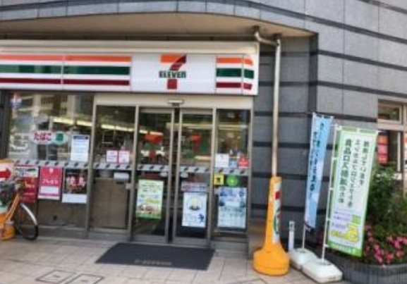 スカイコート浅草柳橋 コンビニ