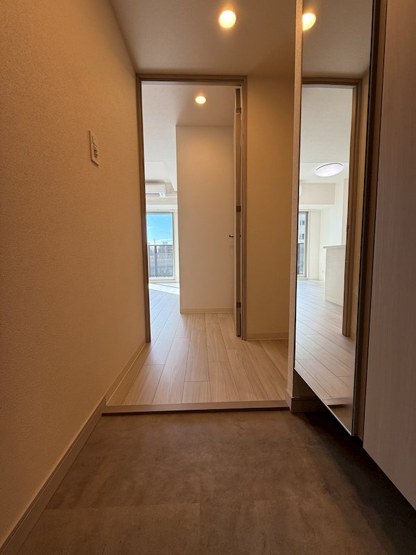 プレサンス丸の内サージュ 玄関