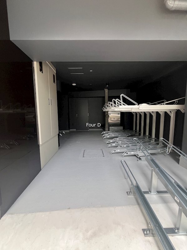 アジールコート浜松町 駐車場