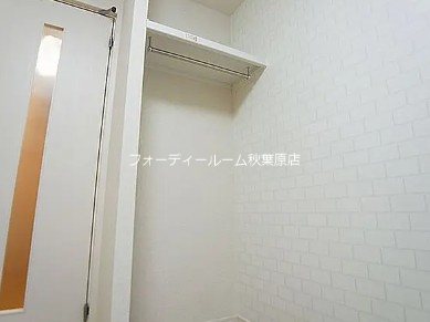 ディアマンテ北千住 収納
