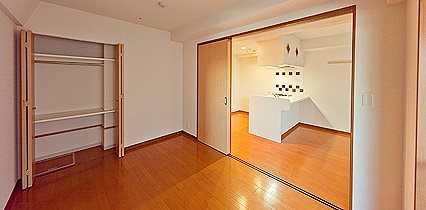 プレサンス泉セレグレード ベッドルーム