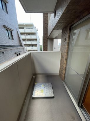 プレサンス泉セレグレード ベランダ