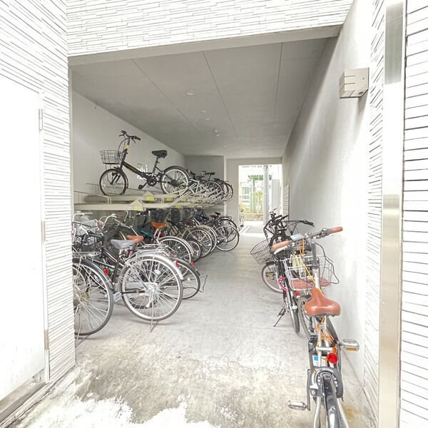 プレミアム浅間町 駐車場