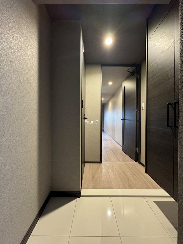 プレサンス ロジェ 上前津駅前 THE RESIDENCE 玄関