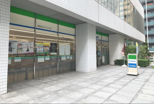 ファミールグラン銀座４丁目オーセンティア コンビニ