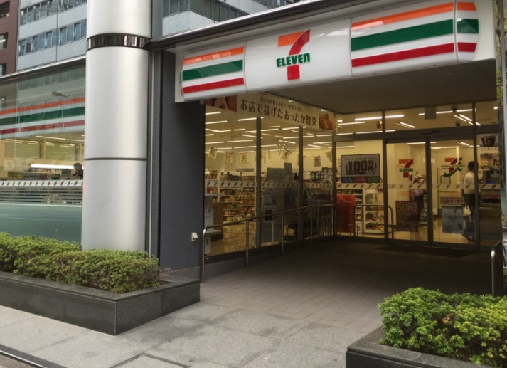グランスイート東京 コンビニ