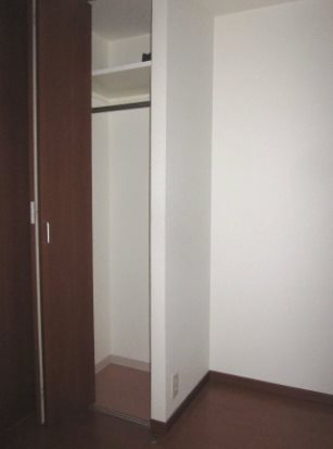 レジディア高岳 収納
