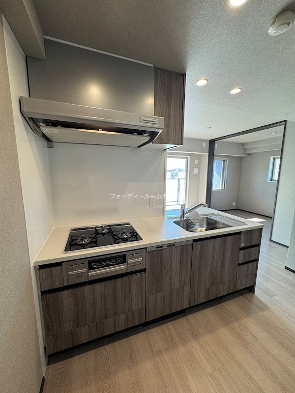 プレサンス　ロジェ　名古屋浅間町ザ・レジデンス キッチン