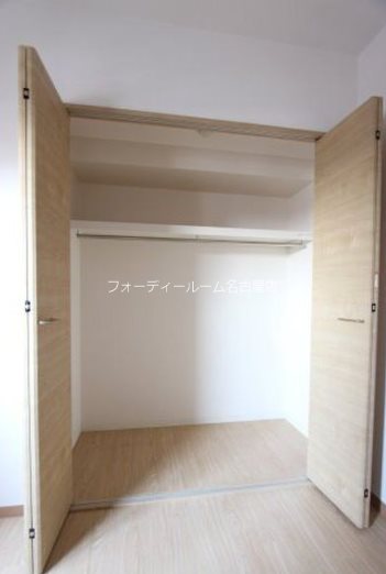 ヴェルドュアルテ 収納