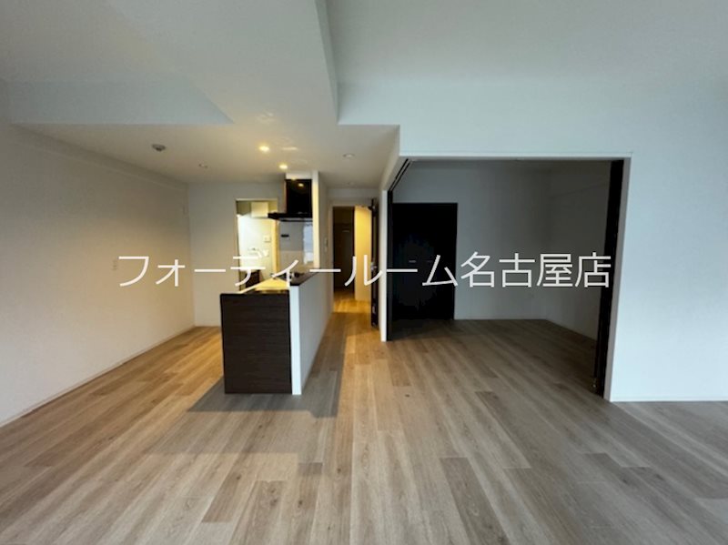 Colline Field 名駅南 リビング