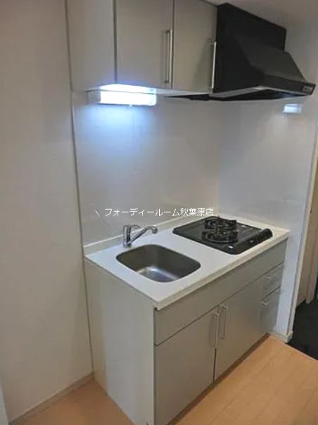 ライジングプレイス南千住 キッチン