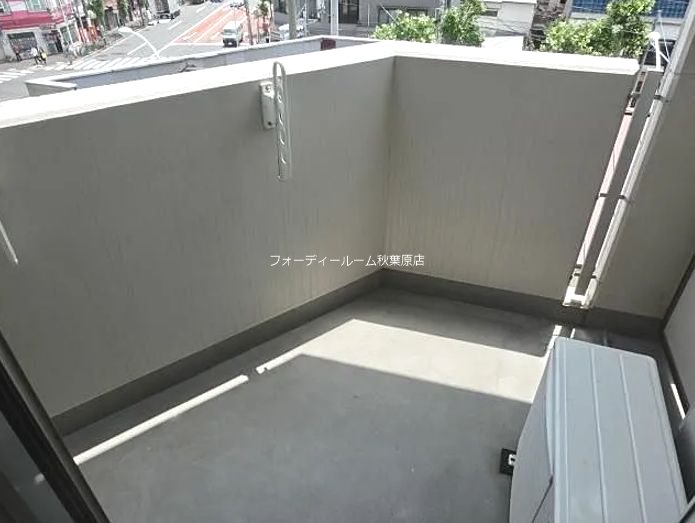 ライジングプレイス南千住 ベランダ