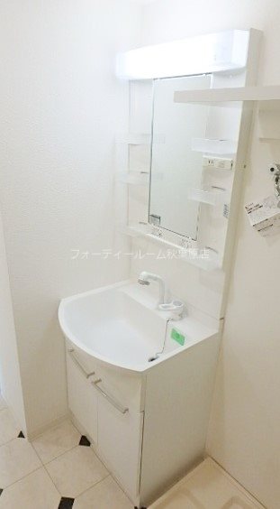 アイル秋葉原ＮＯＲＴＨ弐番館    洗面所