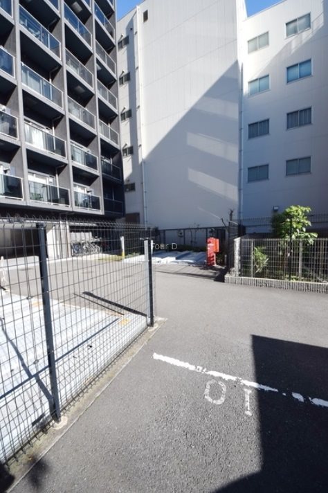 コンフォリア門前仲町  駐車場