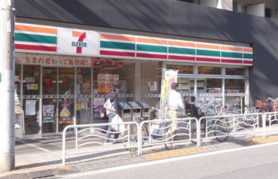 コンフォリア門前仲町  コンビニ