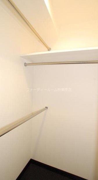 ステージファースト両国アジールコート 収納