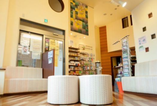 コンシェリア南麻布　＜ＴＯＫＹＯ　ＰＲＥＭＩＵＭ＞　EAST  ドラッグストア