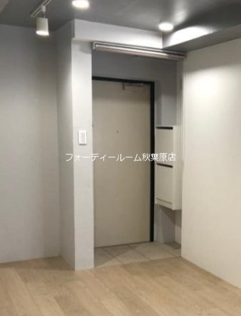 レジアス　ウエノサクラギ 玄関