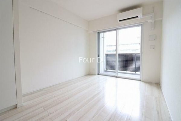 Ｗｏｒｌｄ　Ｒｅｓｉｄｅｎｃｅ　大手町 リビング