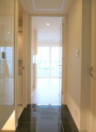 ＴＨＥ　ＲＯＰＰＯＮＧＩ　ＴＯＫＹＯ　ＣＬＵＢ　ＲＥＳＩＤＥＮＣＥ  玄関