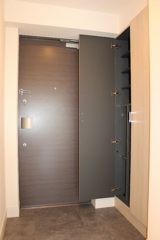 プレサンス久屋大通セントラルパーク 玄関