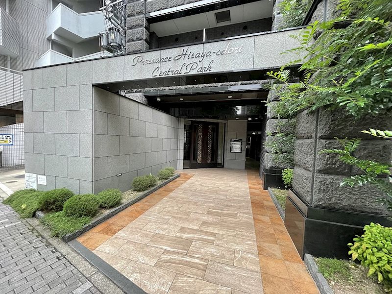 プレサンス久屋大通セントラルパーク エントランス