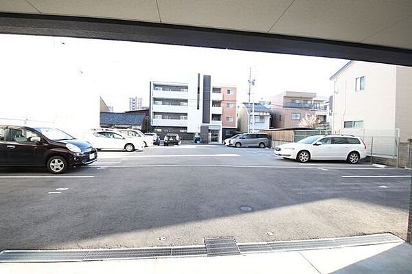 サングレース 駐車場