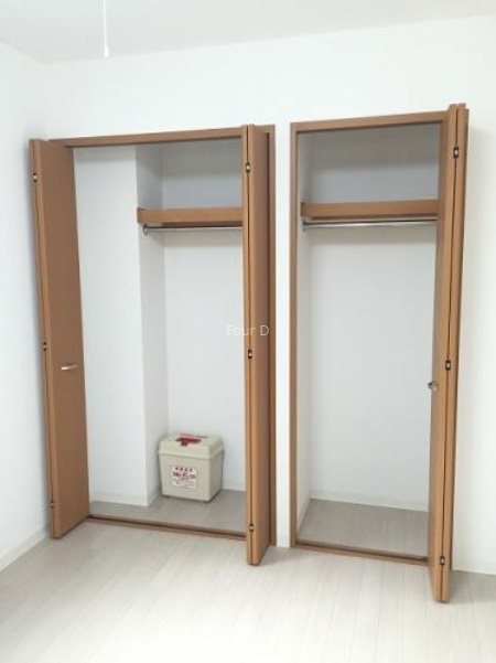 フレシール　コート 収納