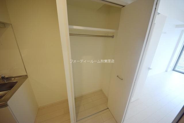トレステラレジデンス入谷  収納