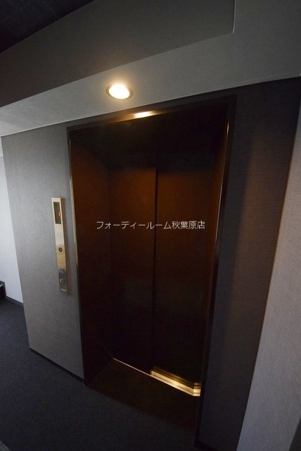 ザ・パークハビオ根岸三丁目 ロビー