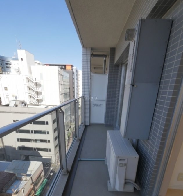 ドゥーエ新富町 ベランダ