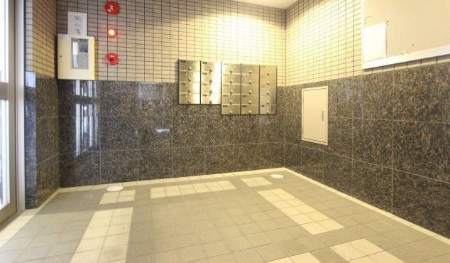 グリシーヌ名駅 エントランス
