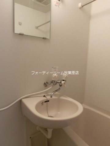 スカイコート神田第5  洗面所
