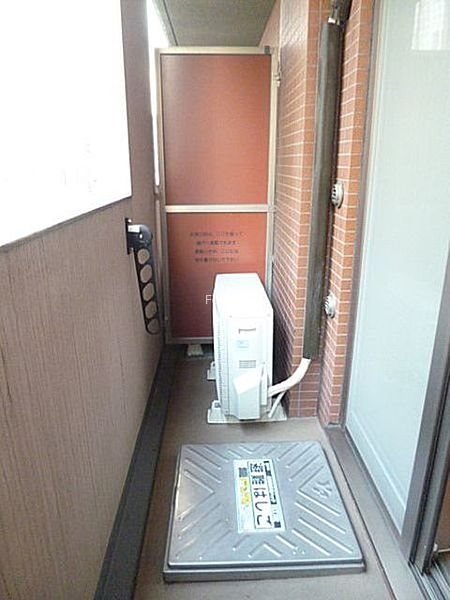 スカイコート神田壱番館  ベランダ