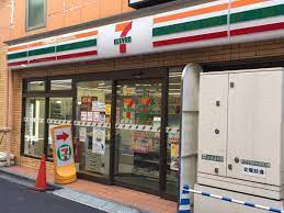 スカイコート神田須田町 コンビニ