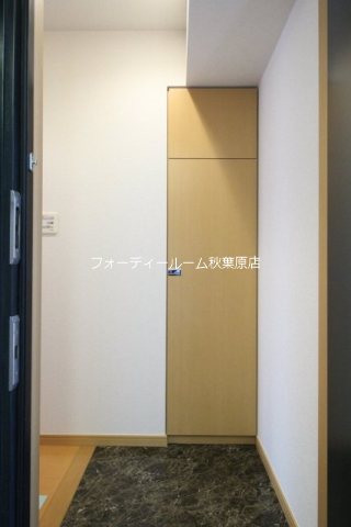 プレスト・アイディ秋葉原 玄関