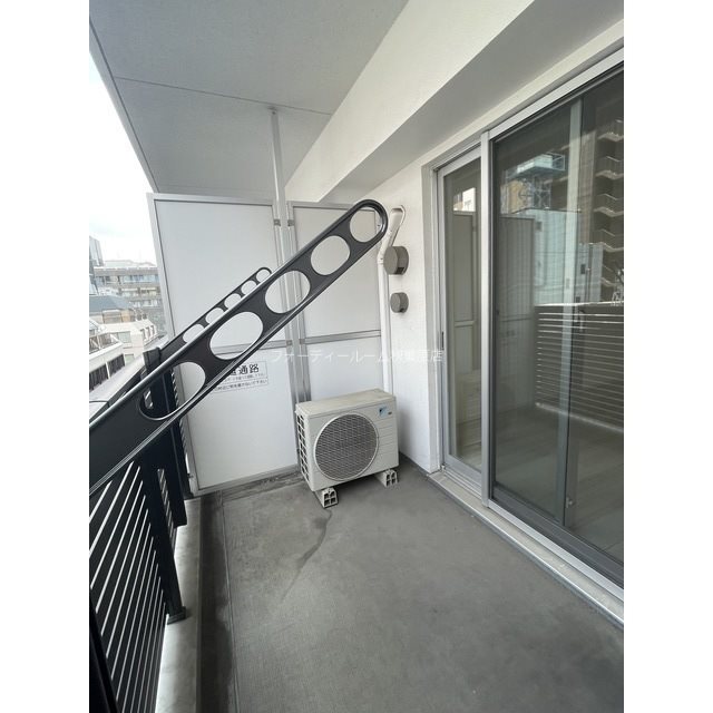 Ｗｏｒｌｄ　Ｒｅｓｉｄｅｎｃｅ　大手町 ベランダ