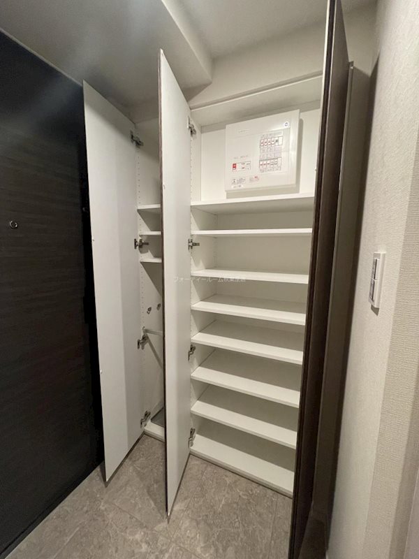 ザ・パークハビオ入谷 玄関