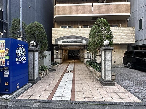サンテミリオンお茶の水 エントランス