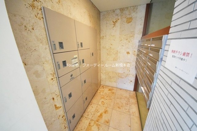 東麻布アパートメント エントランス