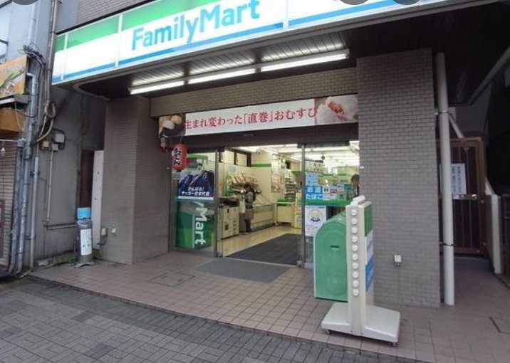 クレイシア森下ステーションサイト コンビニ