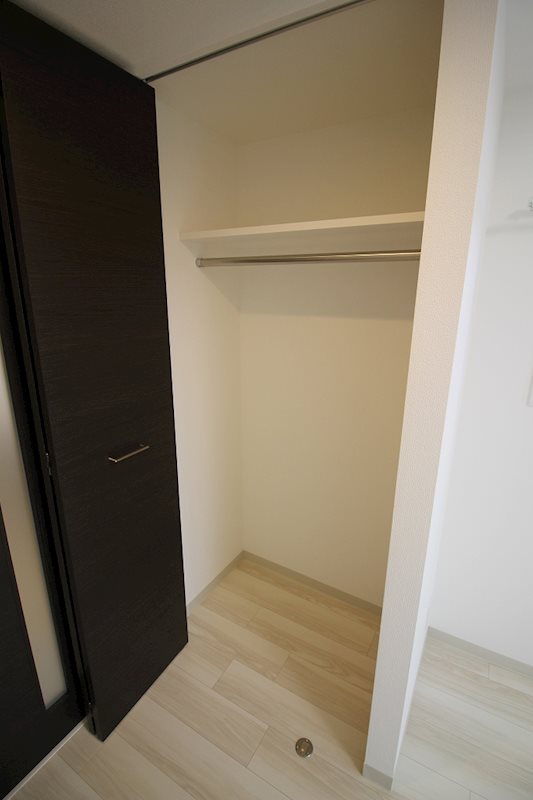 エステムコート名古屋新栄Ⅲグローリィ 収納