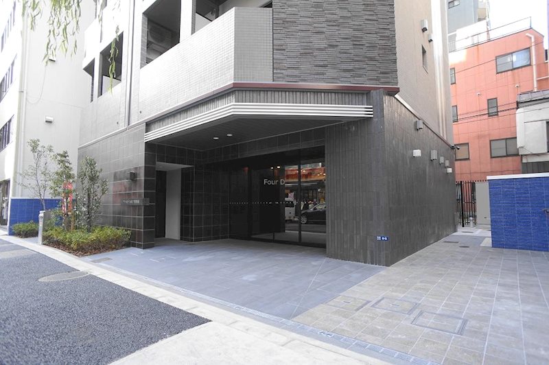 クレセント虎ノ門新橋 エントランス