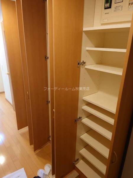アイル秋葉原EAST 玄関