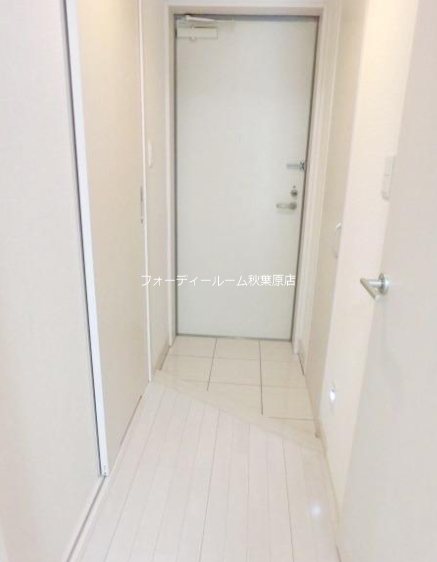 フェルクルール秋葉原 玄関