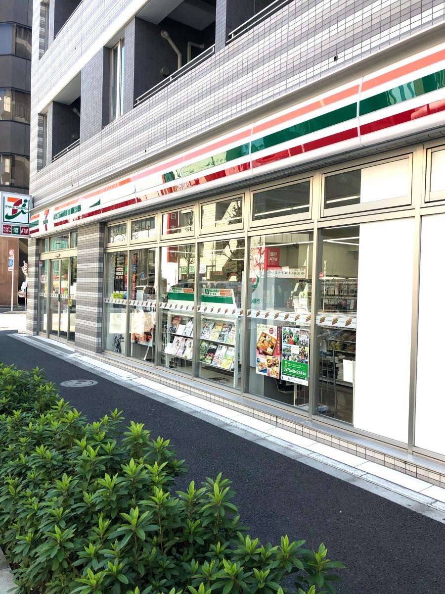 リヴシティ神田 コンビニ